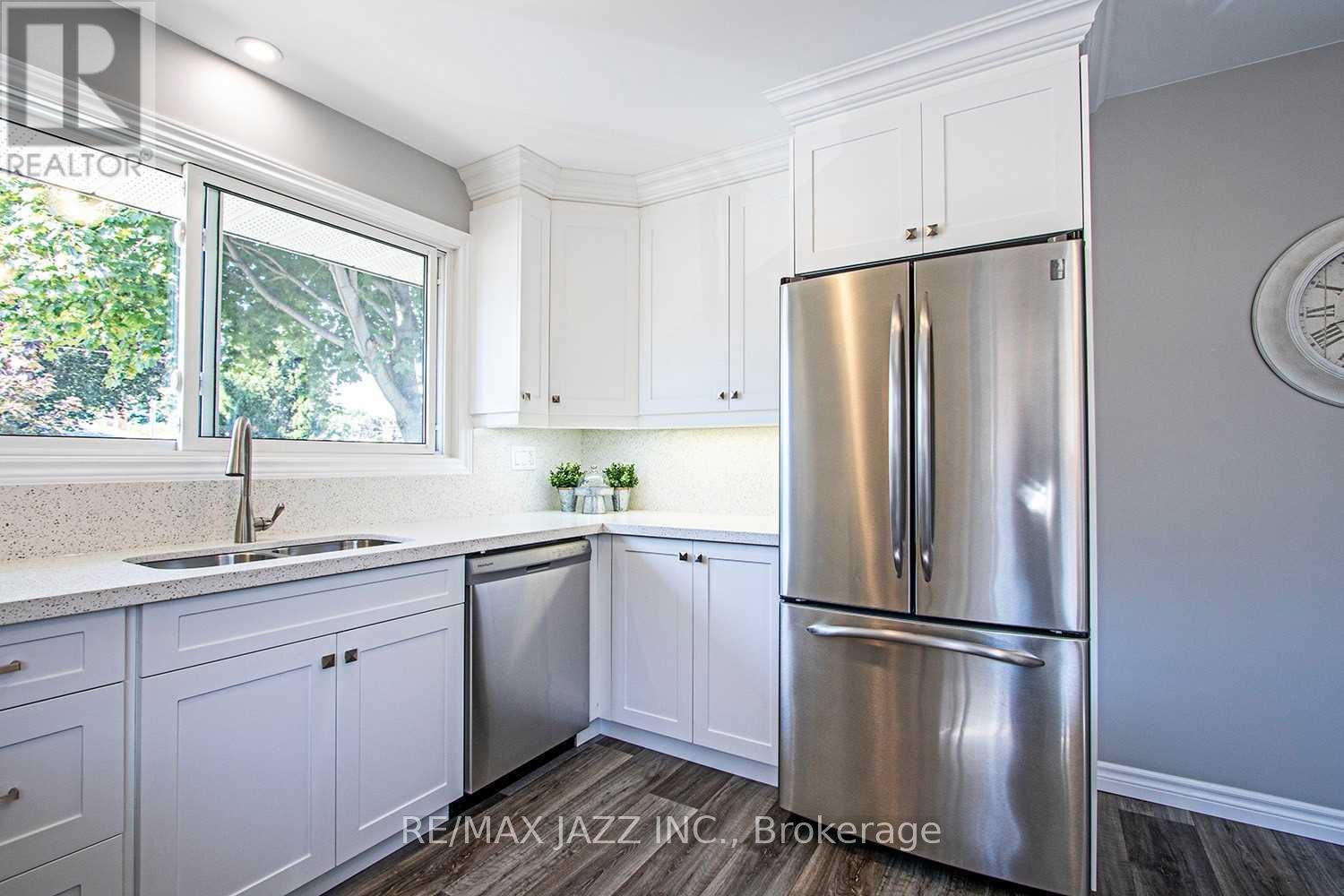 Main - 325 Poplar Street, Oshawa, Ontario  L1H 6P6 - Photo 4 - E12672382