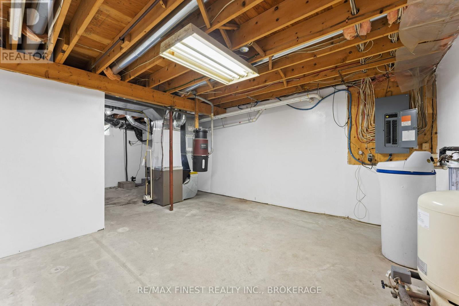 176 Youngs Road, Stone Mills, Ontario  K0K 2A0 - Photo 40 - X12672346