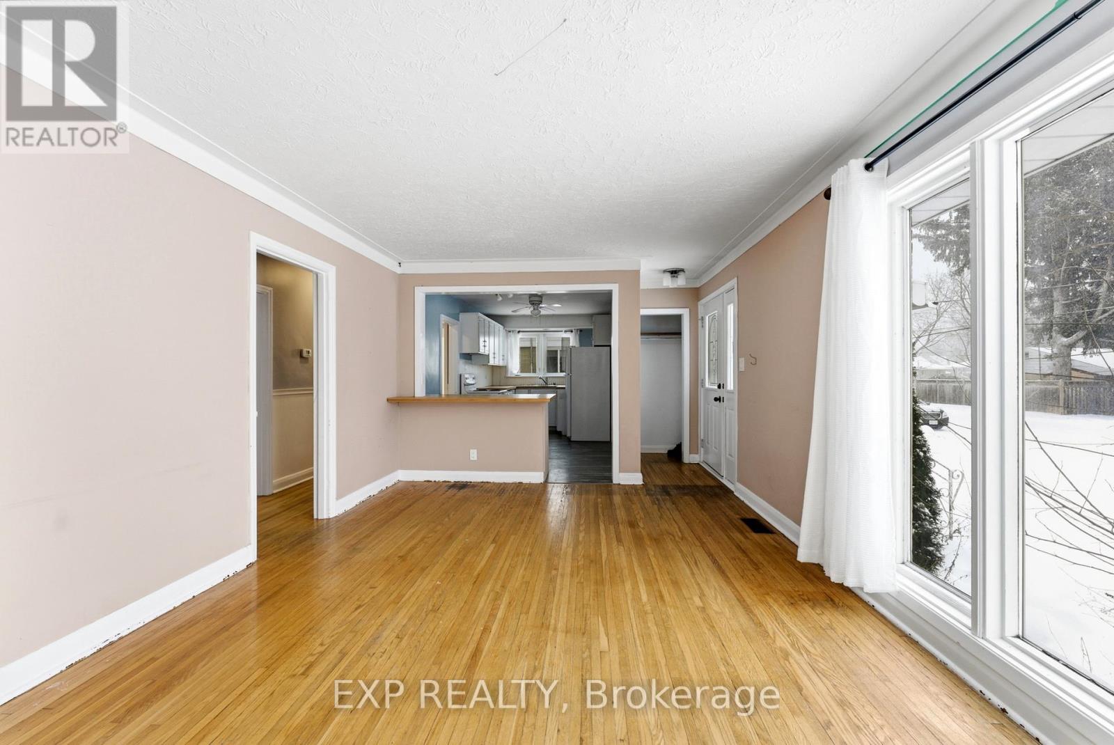 38 Greenlawn Avenue, Belleville, Ontario  K8N 4B5 - Photo 6 - X12672114