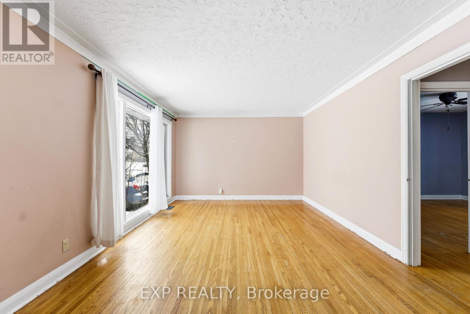 38 Greenlawn Avenue, Belleville, Ontario  K8N 4B5 - Photo 8 - X12672114