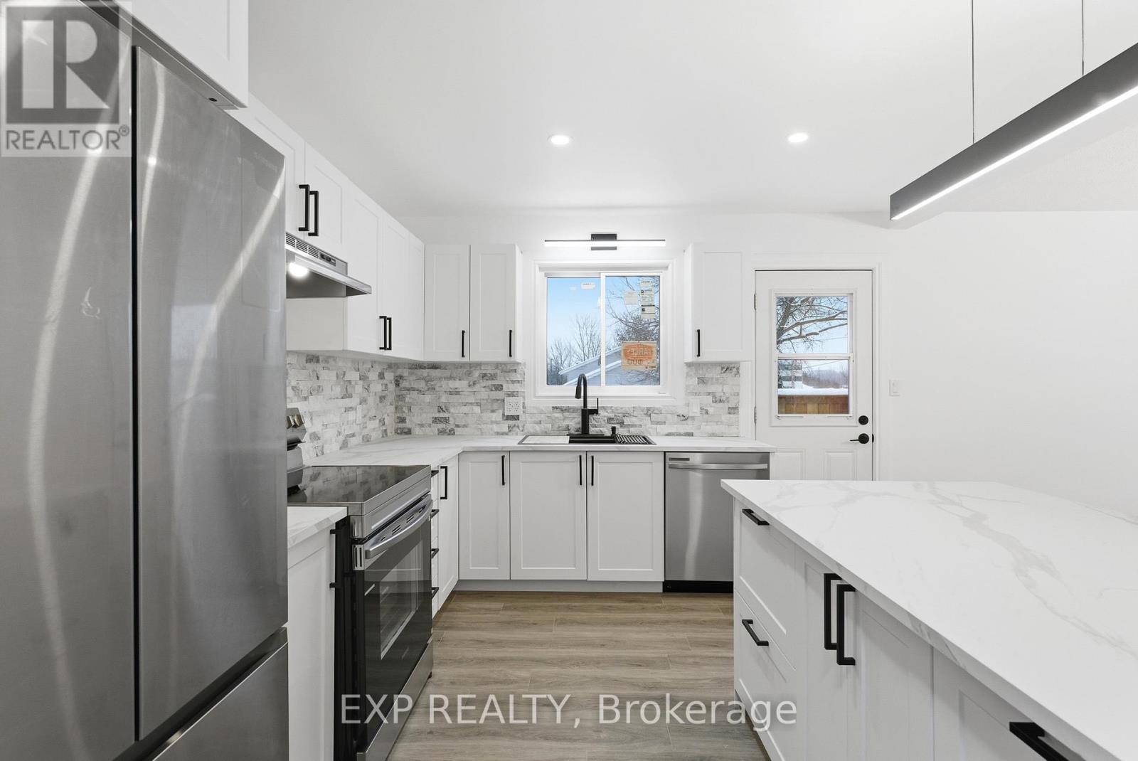 136 North Murray Street, Quinte West, Ontario  K8V 6R2 - Photo 14 - X12672166