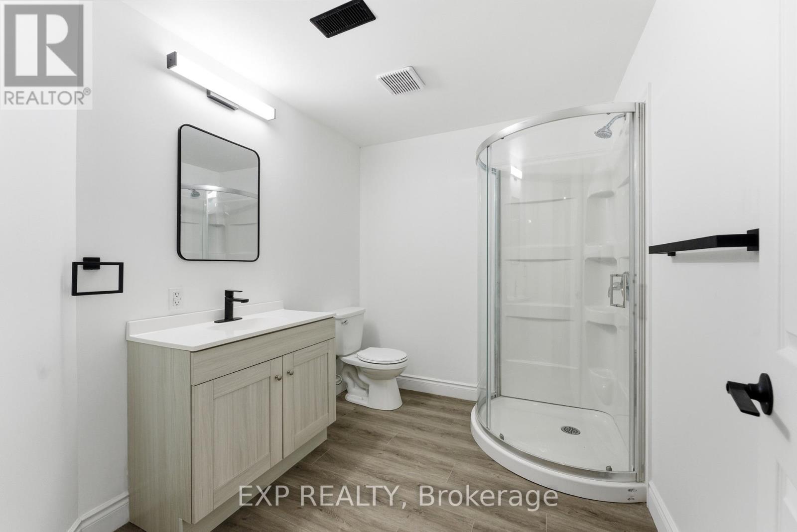 136 North Murray Street, Quinte West (Trenton Ward), Ontario  K8V 6R2 - Photo 32 - X12672166