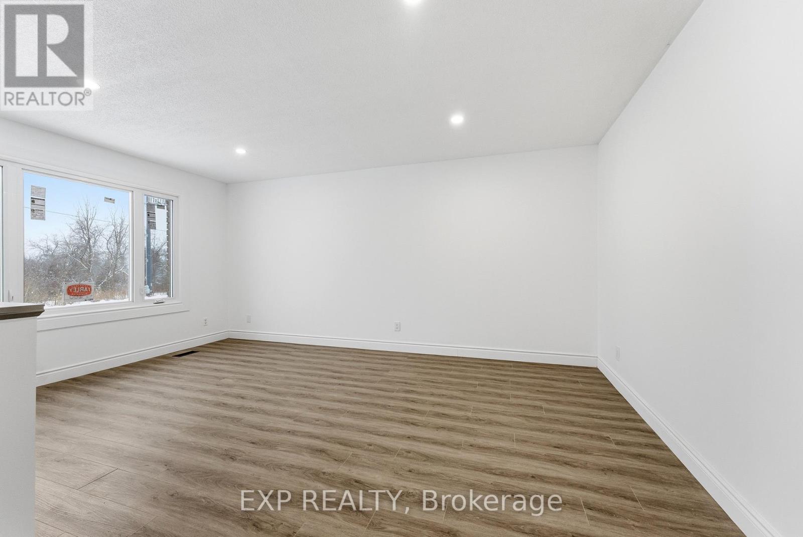 136 North Murray Street, Quinte West, Ontario  K8V 6R2 - Photo 5 - X12672166