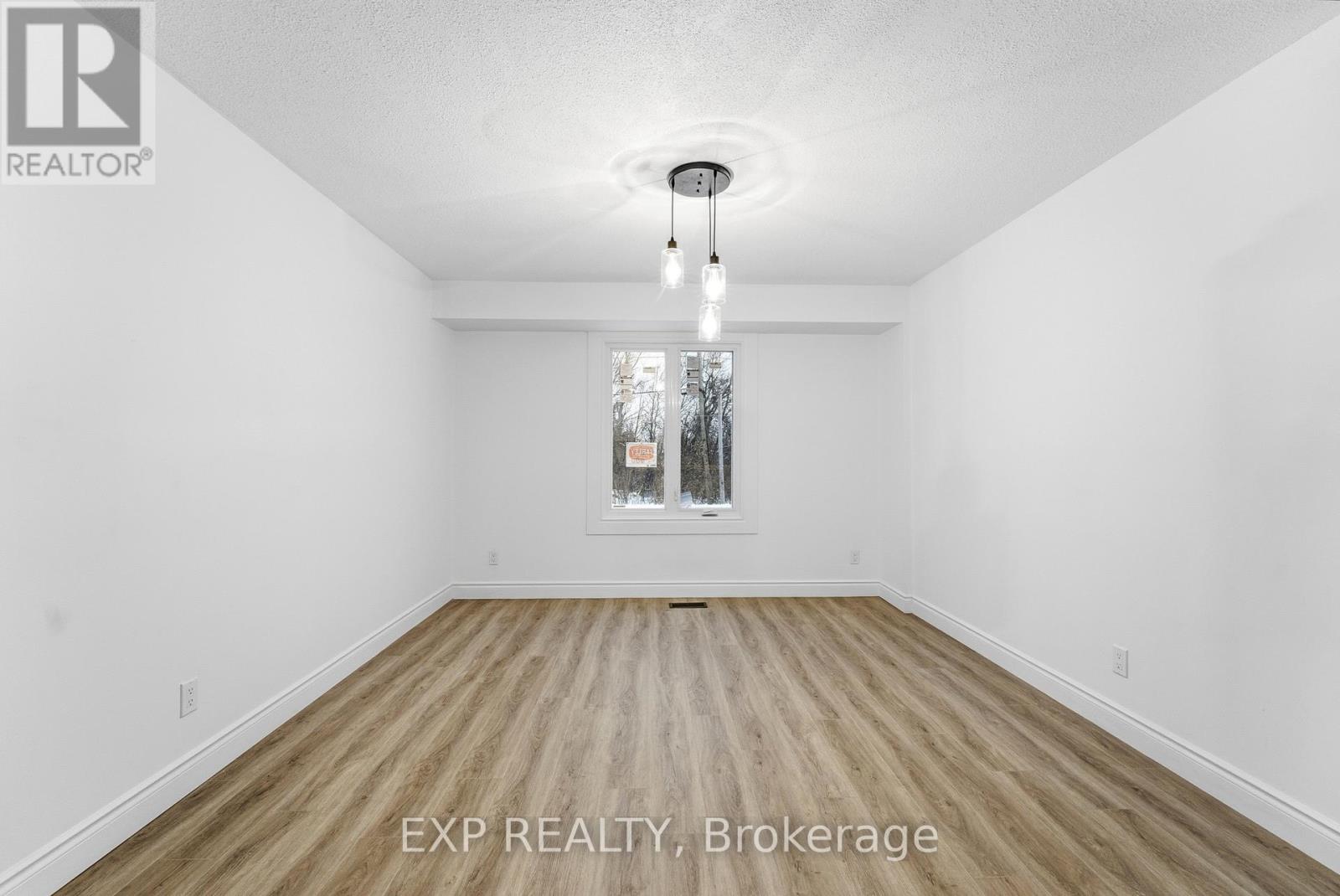 136 North Murray Street, Quinte West, Ontario  K8V 6R2 - Photo 8 - X12672166