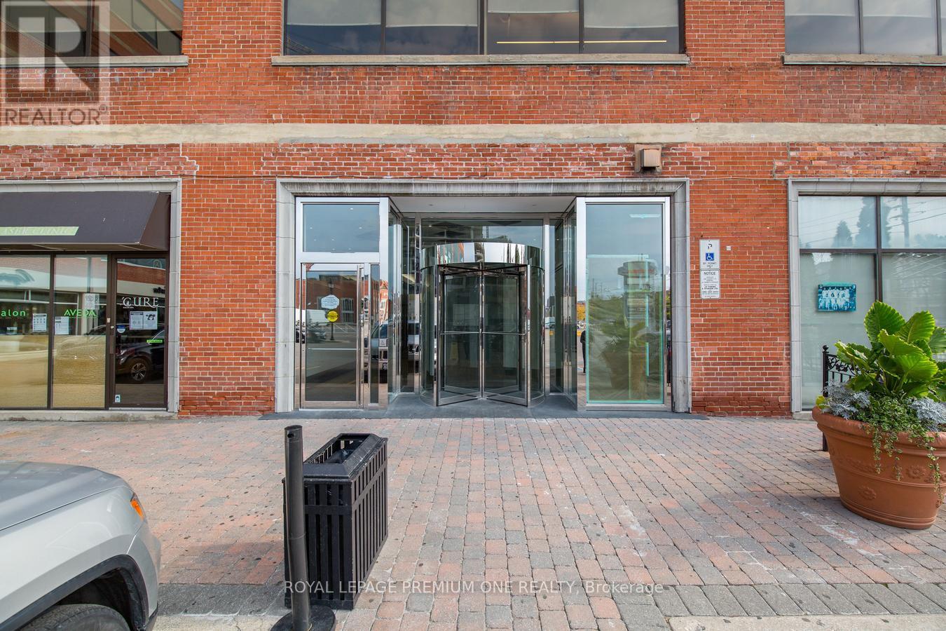 403 - 672 Dupont Street, Toronto, Ontario  M6G 1Z6 - Photo 4 - W12671922