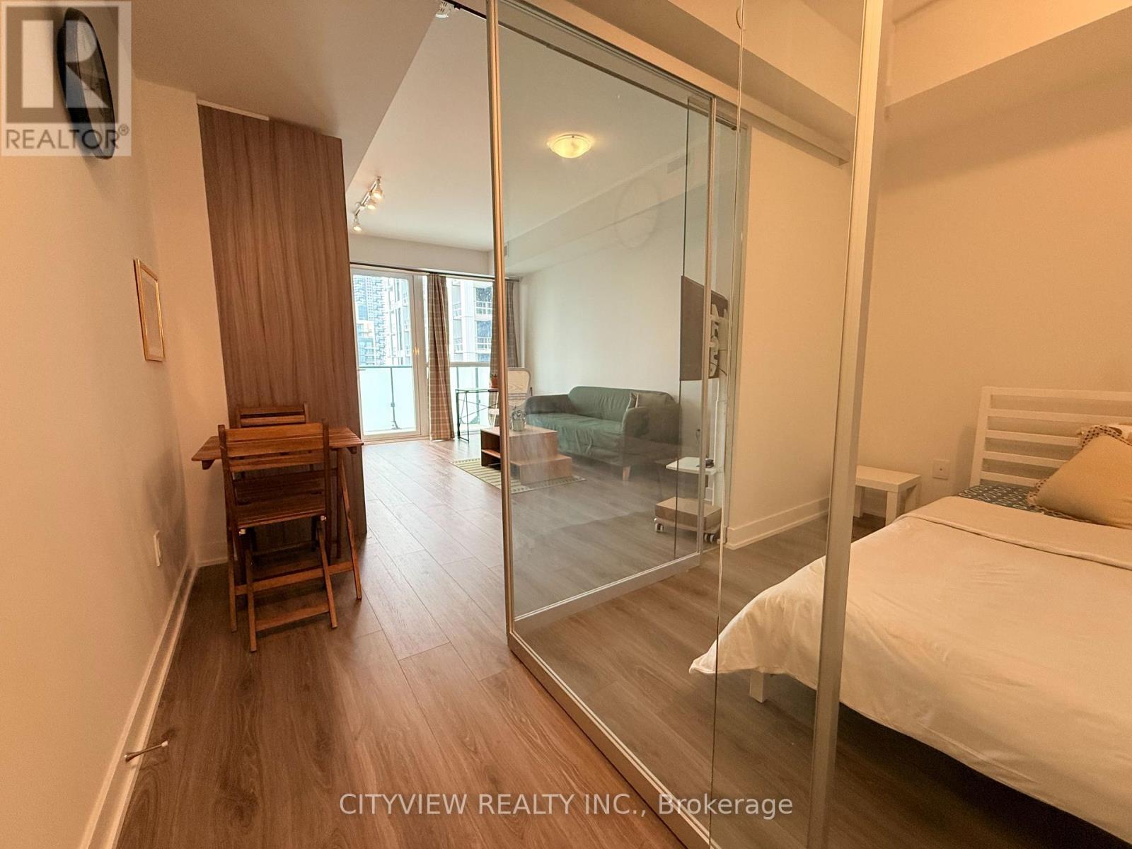 1709 - 4130 Parkside Village Drive, Mississauga, Ontario  L5B 3M8 - Photo 6 - W12671946