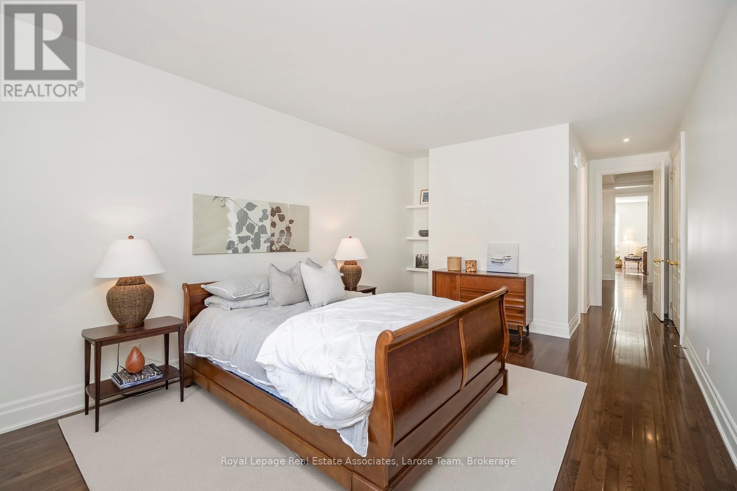 562 Gladwyne Court, Mississauga, Ontario  L5H 4L4 - Photo 30 - W12671950