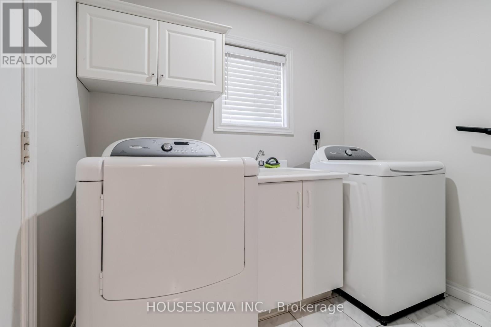 1475 Ravensmoor Crescent, Mississauga, Ontario  L5M 3L4 - Photo 15 - W12671974