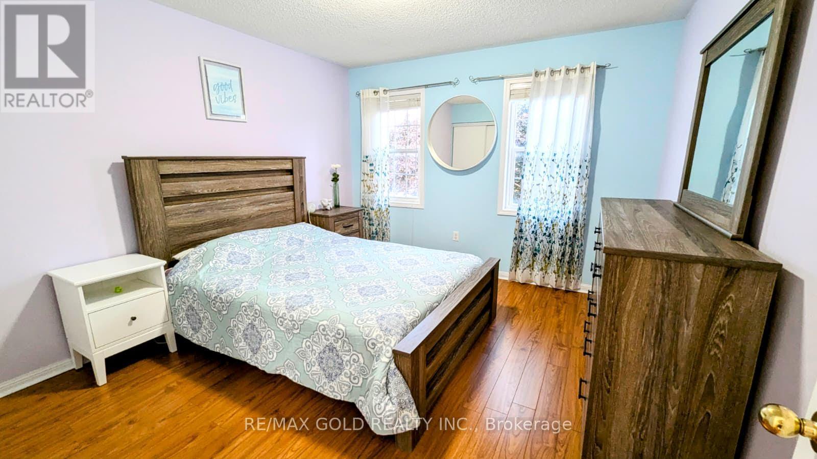 56 Williamson Drive, Brampton, Ontario  L7A 3L9 - Photo 12 - W12671982