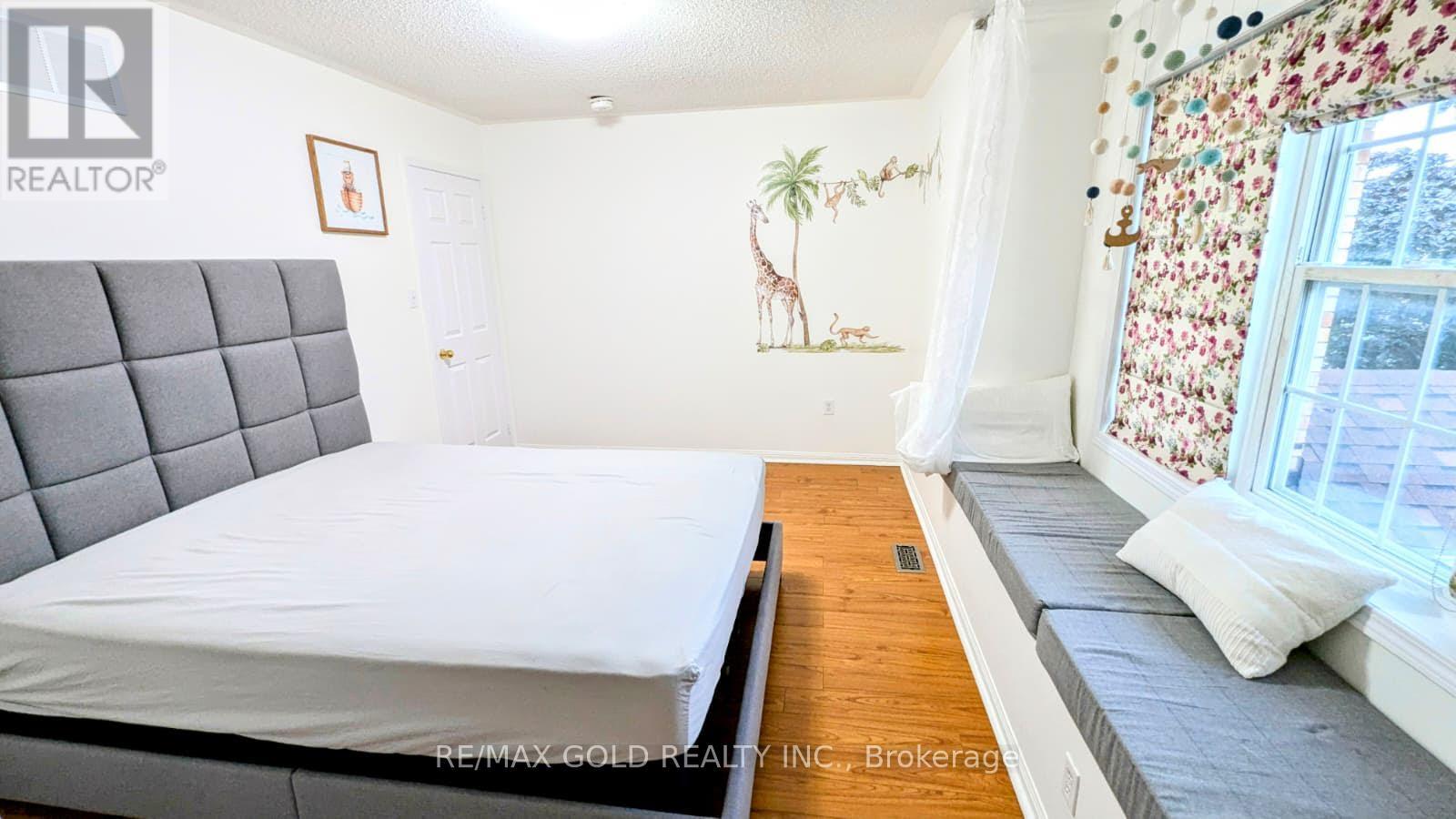 56 Williamson Drive, Brampton, Ontario  L7A 3L9 - Photo 13 - W12671982