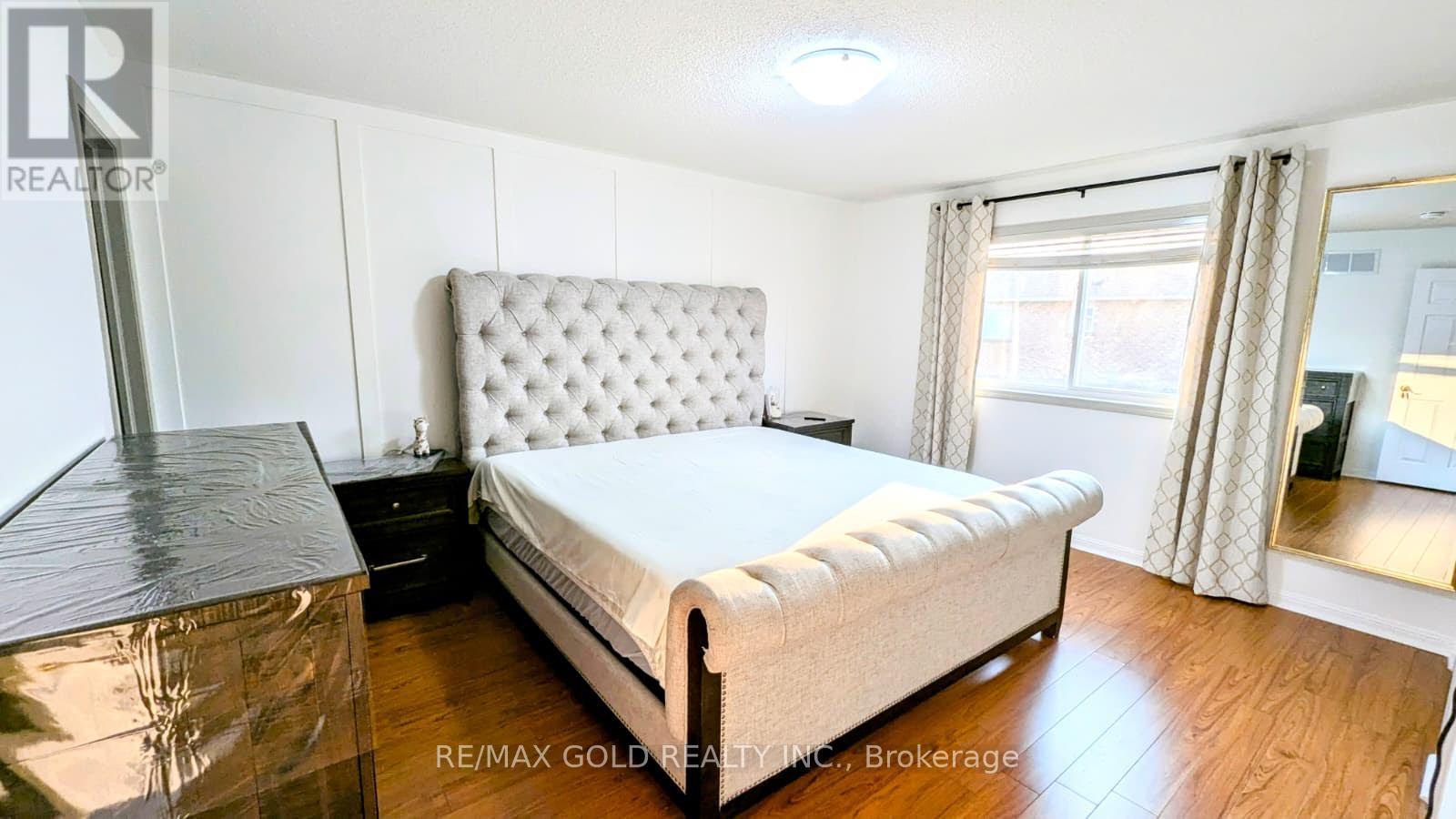 56 Williamson Drive, Brampton, Ontario  L7A 3L9 - Photo 15 - W12671982