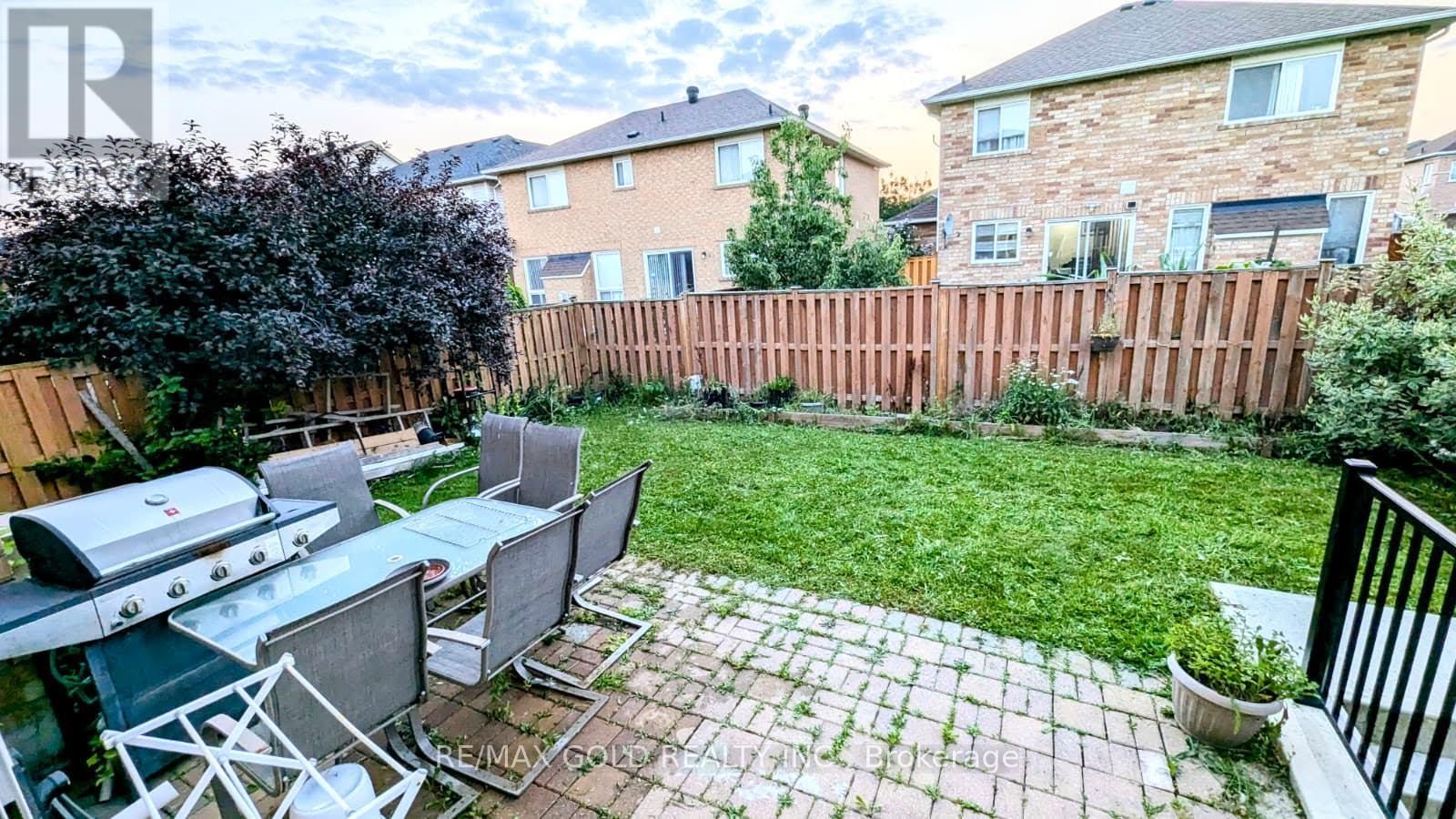 56 Williamson Drive, Brampton, Ontario  L7A 3L9 - Photo 19 - W12671982