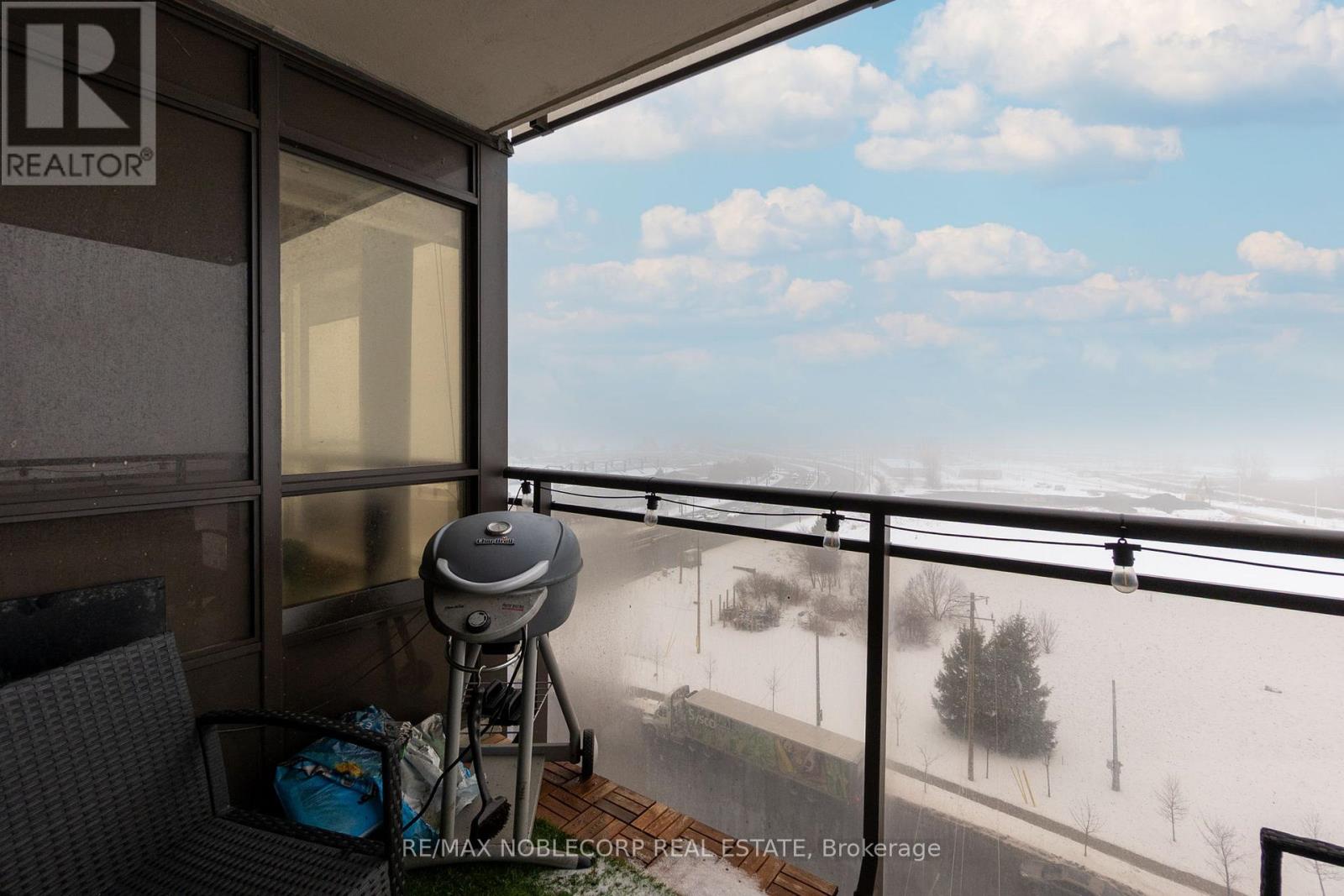 917 - 1060 Sheppard Avenue W, Toronto, Ontario M3J 0G7 - Photo 38 - W12671994