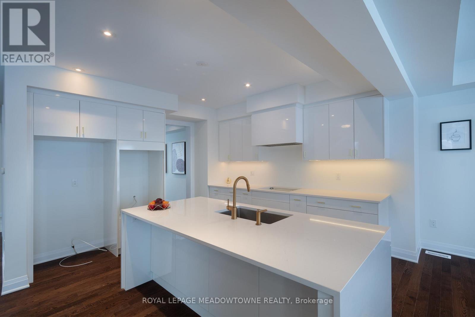 68 Spiritwood Way, Brampton, Ontario  L7A 5L9 - Photo 10 - W12672006