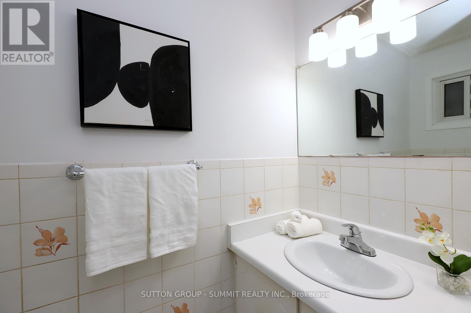 420 Appledore Crescent, Mississauga, Ontario  L5B 2L6 - Photo 21 - W12672058