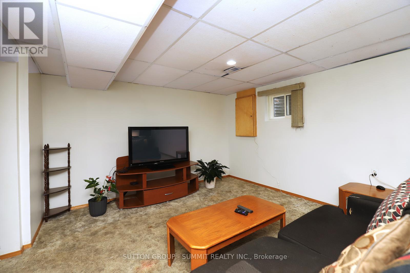 420 Appledore Crescent, Mississauga, Ontario  L5B 2L6 - Photo 28 - W12672058