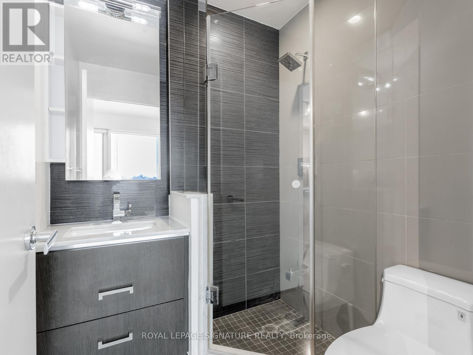 736 - 1830 Bloor Street W, Toronto, Ontario  M6P 0A2 - Photo 18 - W12672066