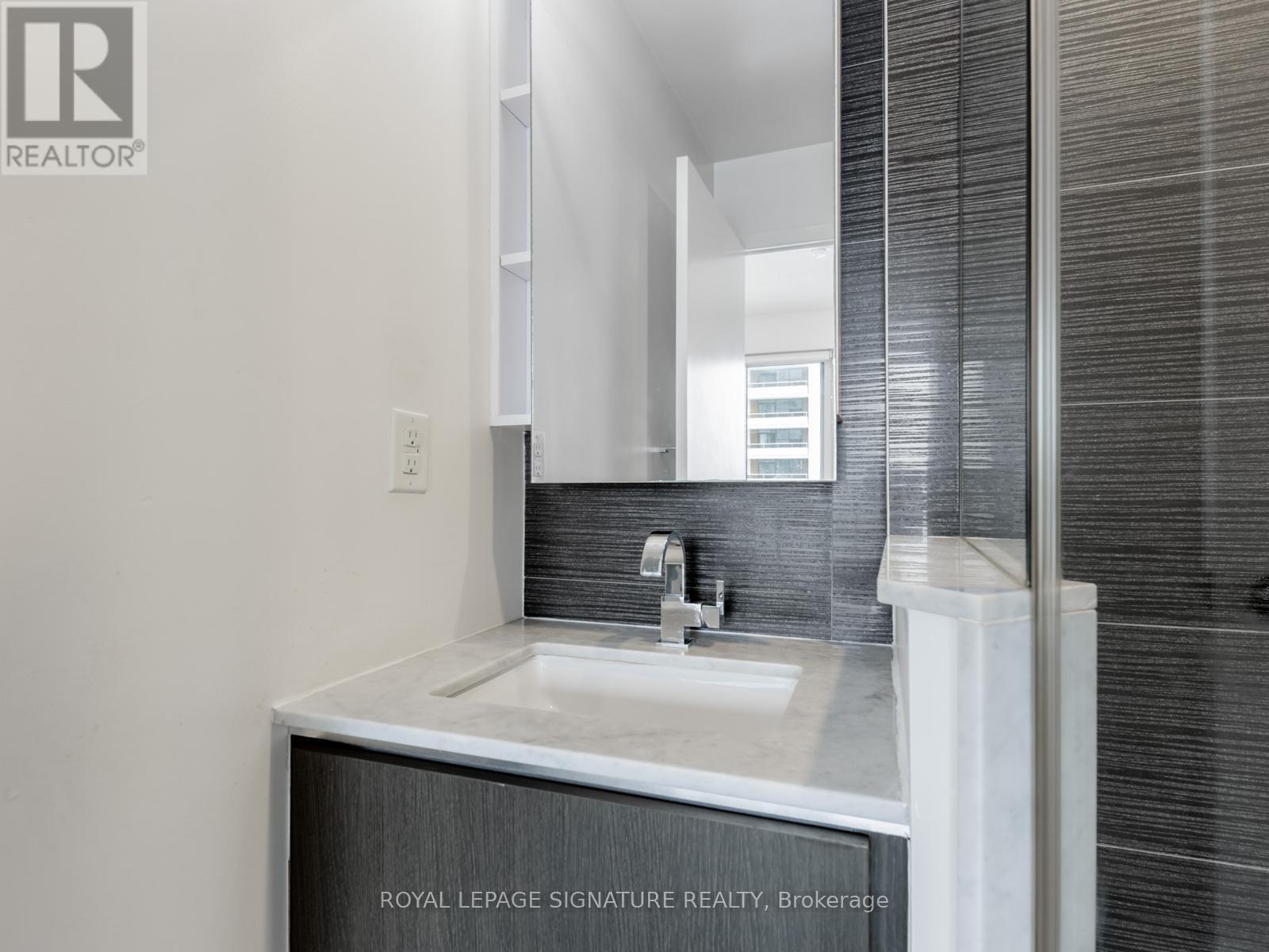 736 - 1830 Bloor Street W, Toronto, Ontario  M6P 0A2 - Photo 19 - W12672066