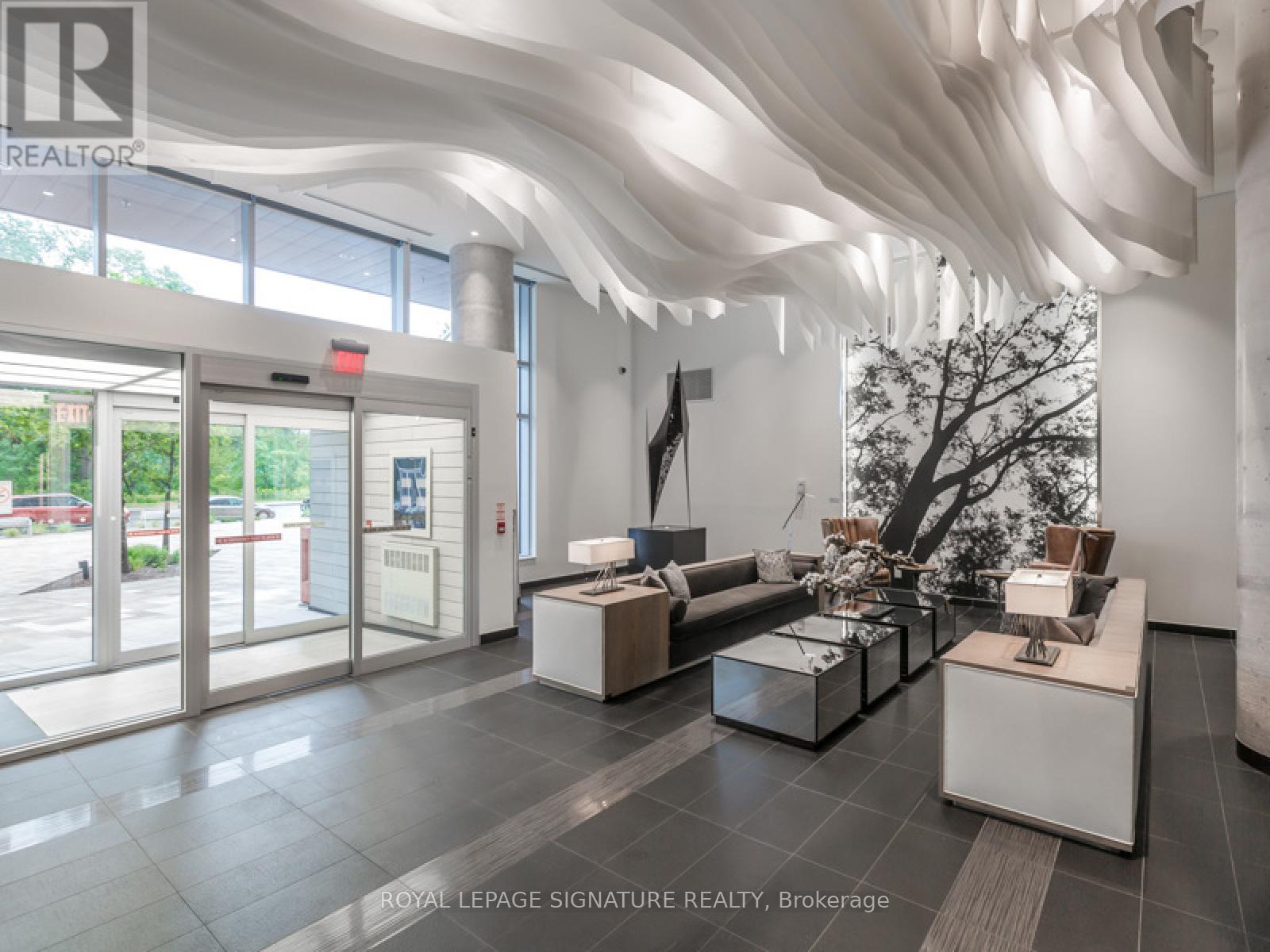 736 - 1830 Bloor Street W, Toronto, Ontario  M6P 0A2 - Photo 4 - W12672066