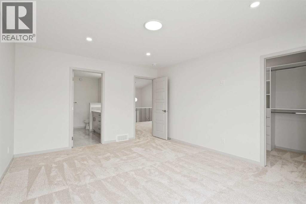 31 Lucas Passage Nw, Calgary, Alberta  T3P 1Z4 - Photo 33 - A2256280