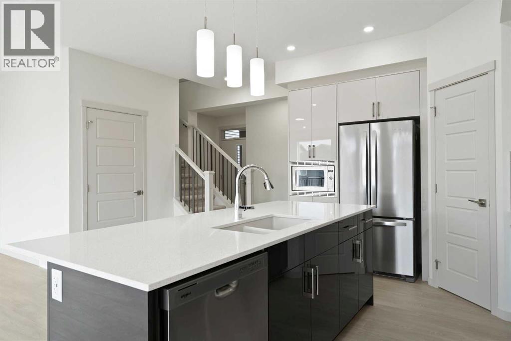 31 Lucas Passage Nw, Calgary, Alberta  T3P 1Z4 - Photo 14 - A2256280