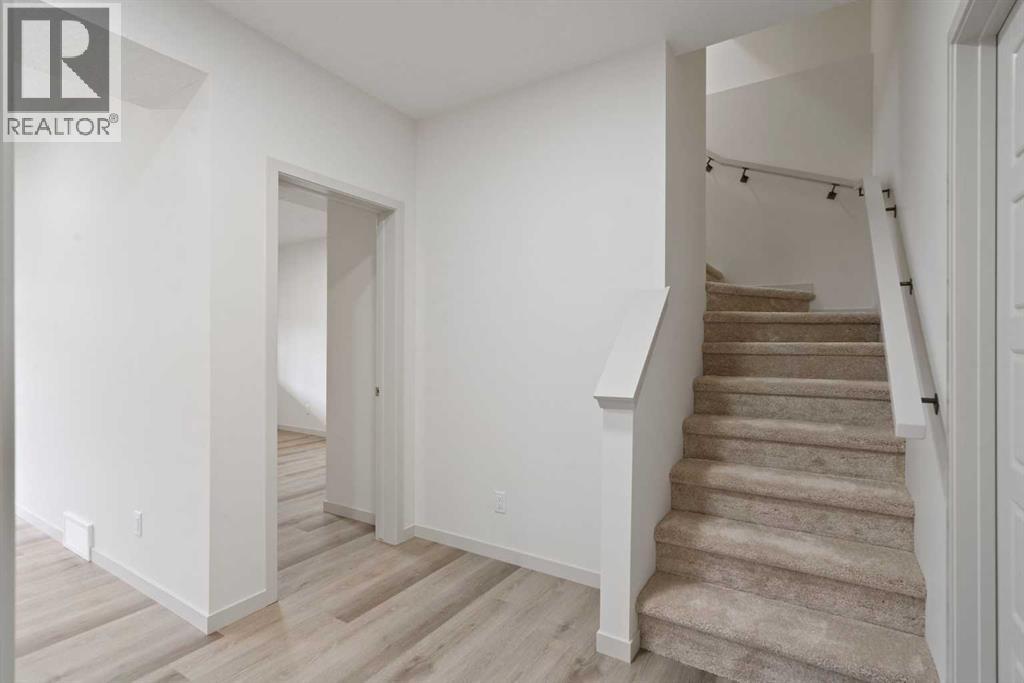 31 Lucas Passage Nw, Calgary, Alberta  T3P 1Z4 - Photo 39 - A2256280