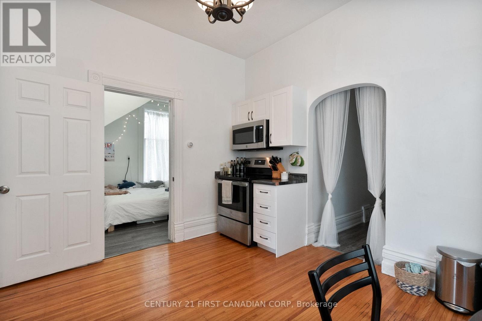 578 Waterloo Street, London East, Ontario  N6B 2P9 - Photo 11 - X12666316