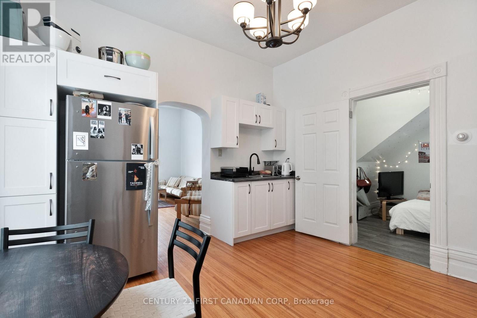 578 Waterloo Street, London East, Ontario  N6B 2P9 - Photo 12 - X12666316