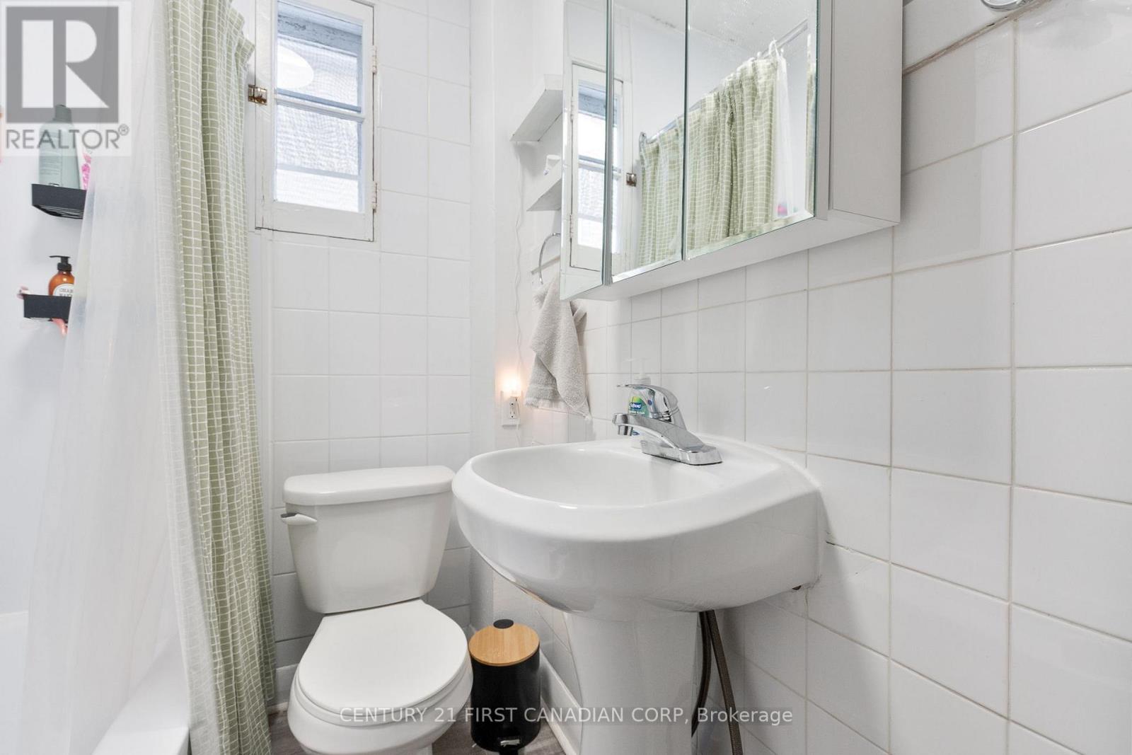 578 Waterloo Street, London East, Ontario  N6B 2P9 - Photo 17 - X12666316