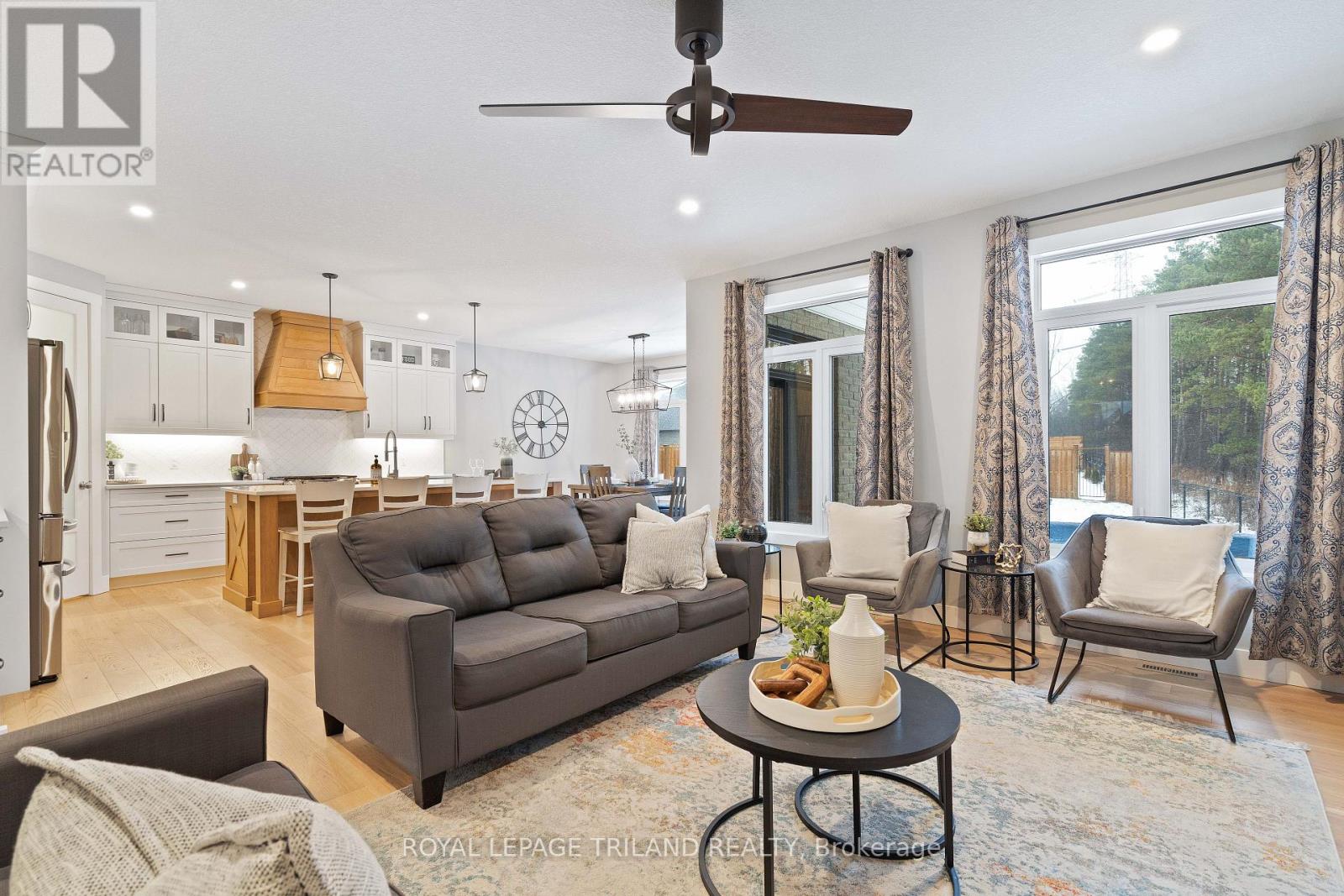 42 Cedarvale Lane, Southwold, Ontario  N5P 0E9 - Photo 11 - X12672196