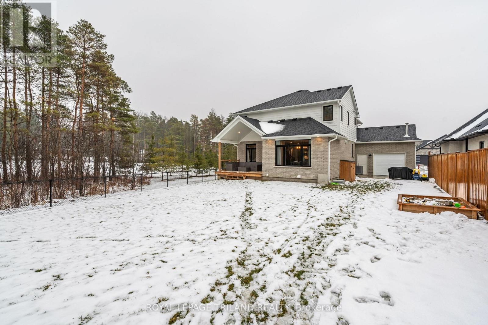 42 Cedarvale Lane, Southwold, Ontario  N5P 0E9 - Photo 45 - X12672196