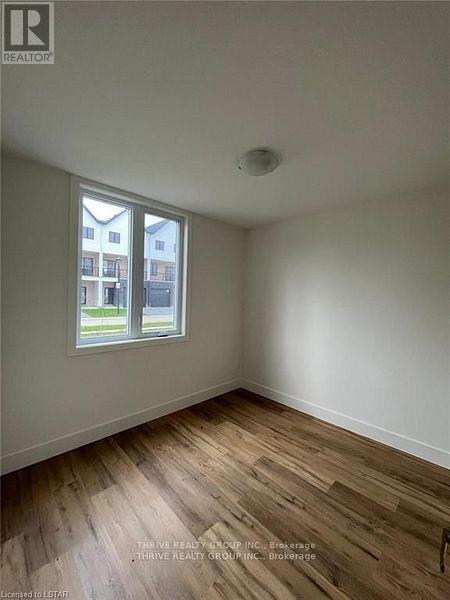 26 - 1595 Capri Crescent, London North, Ontario  N6G 3P2 - Photo 3 - X12672288