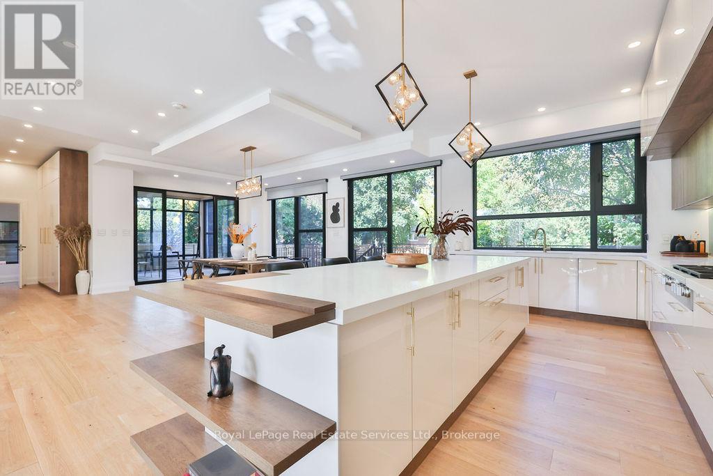 431 Sandlewood Road, Oakville, Ontario  L6L 3S3 - Photo 16 - W12672278