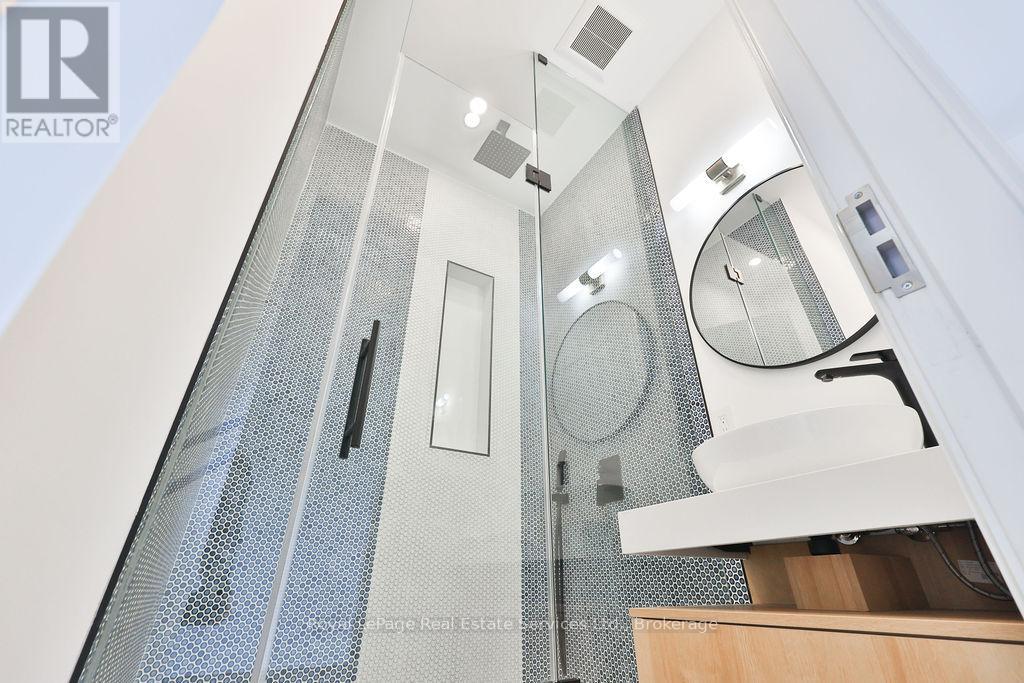 431 Sandlewood Road, Oakville, Ontario  L6L 3S3 - Photo 42 - W12672278