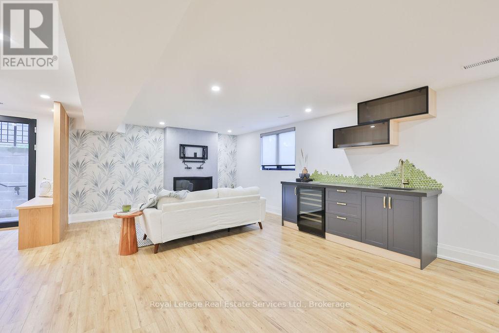 431 Sandlewood Road, Oakville, Ontario  L6L 3S3 - Photo 44 - W12672278