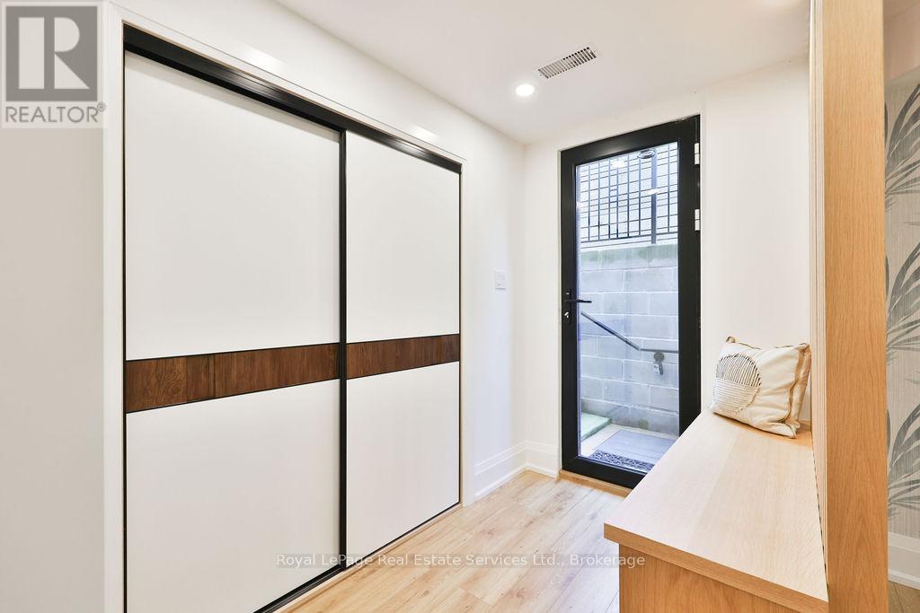 431 Sandlewood Road, Oakville, Ontario  L6L 3S3 - Photo 46 - W12672278