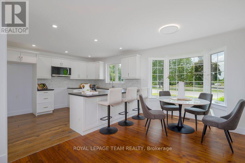 517 Donald B. Munro Drive, Ottawa, Ontario  K0A 1L0 - Photo 11 - X12672098