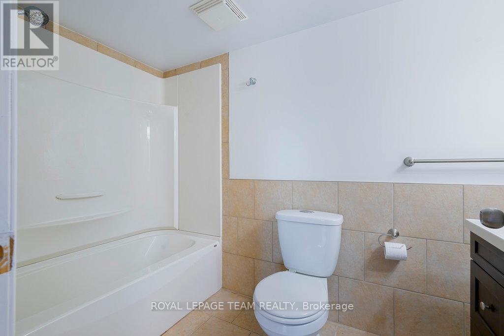 517 Donald B. Munro Drive, Ottawa, Ontario  K0A 1L0 - Photo 24 - X12672098