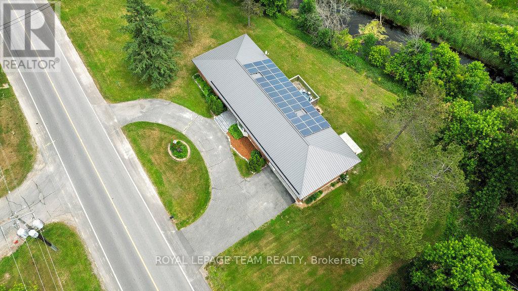 517 Donald B. Munro Drive, Ottawa, Ontario  K0A 1L0 - Photo 25 - X12672098