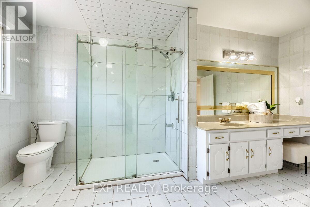 16 Vogue Court, Hamilton, Ontario  L8E 4T3 - Photo 32 - X12666360