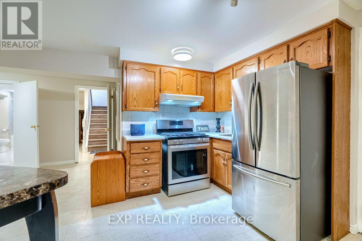 16 Vogue Court, Hamilton, Ontario  L8E 4T3 - Photo 39 - X12666360