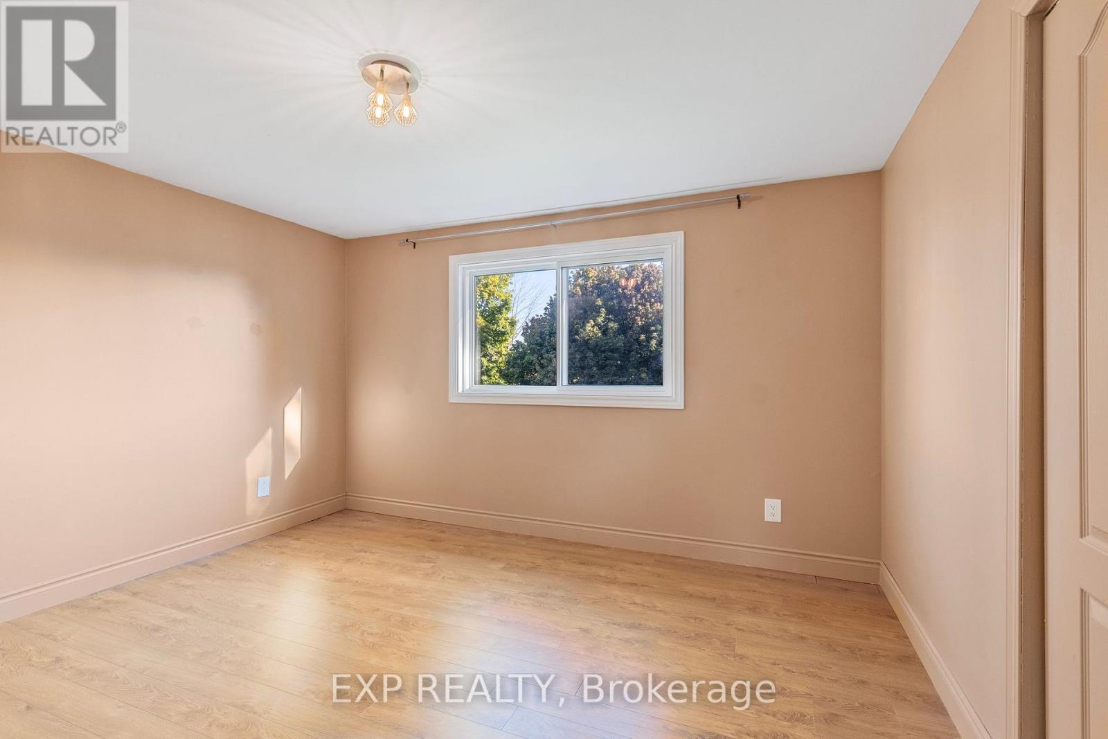 474 Sandhill Court, Shelburne, Ontario  L9V 3A1 - Photo 10 - X12671910