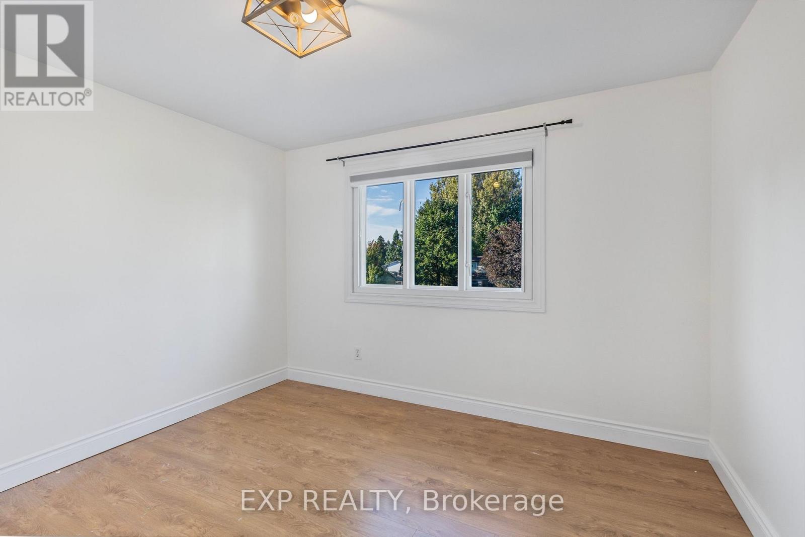 474 Sandhill Court, Shelburne, Ontario  L9V 3A1 - Photo 9 - X12671910