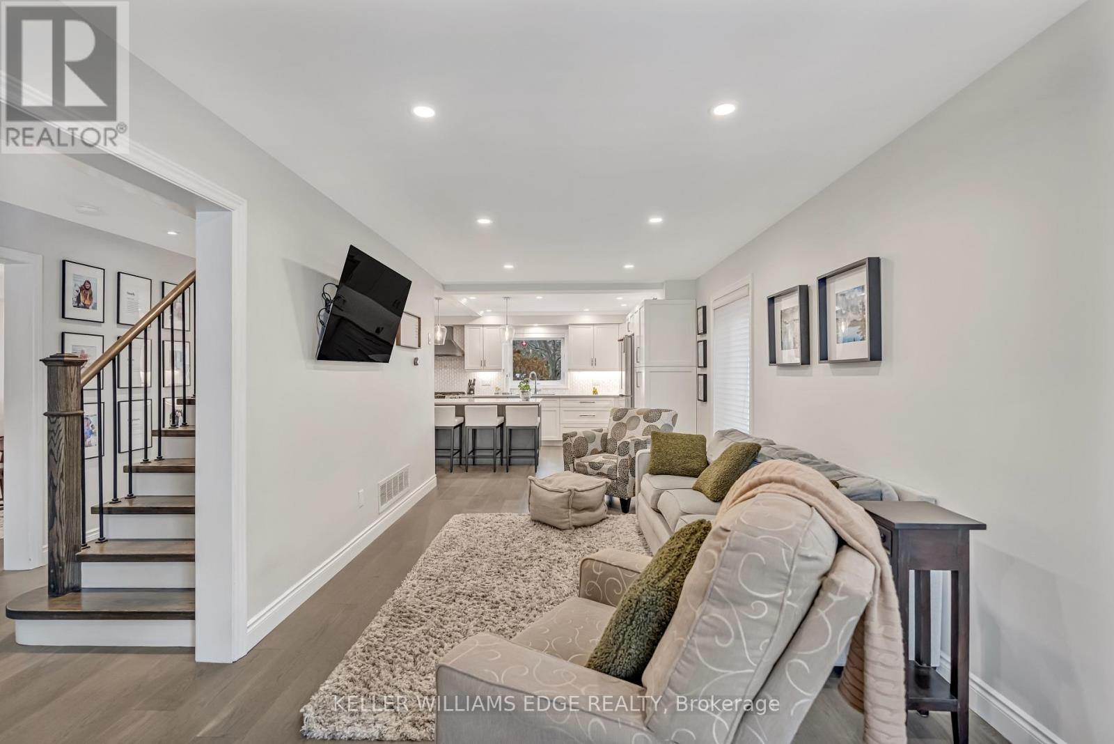 8 Keewaydin Street, Hamilton, Ontario  L8B 0K1 - Photo 5 - X12672002