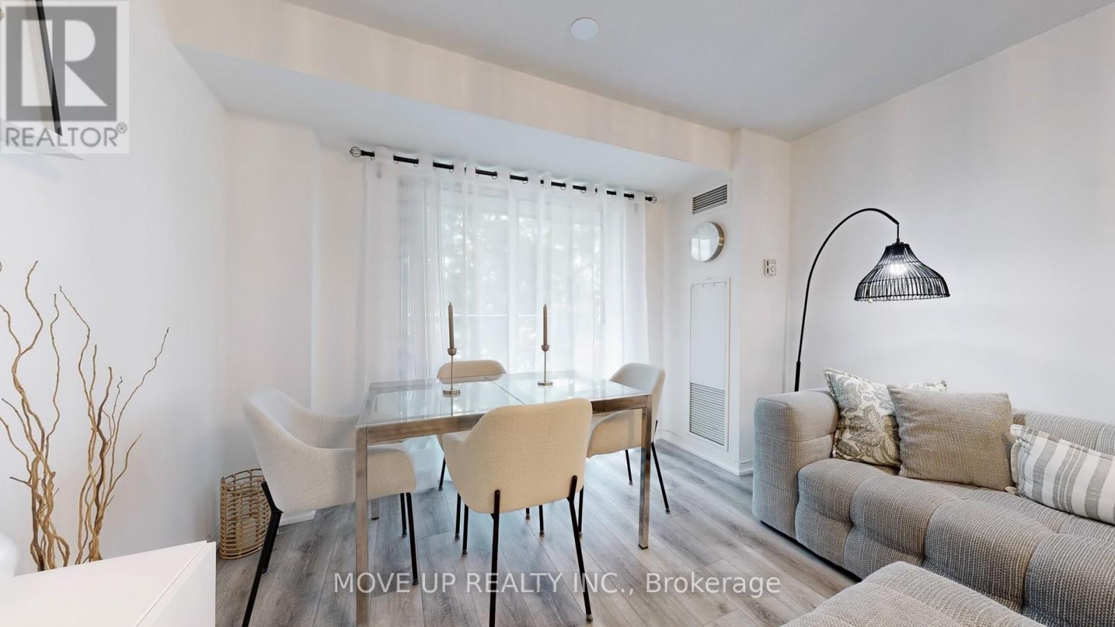 225 - 3 Ellesmere Street, Richmond Hill, Ontario  L4B 4N2 - Photo 13 - N12561602