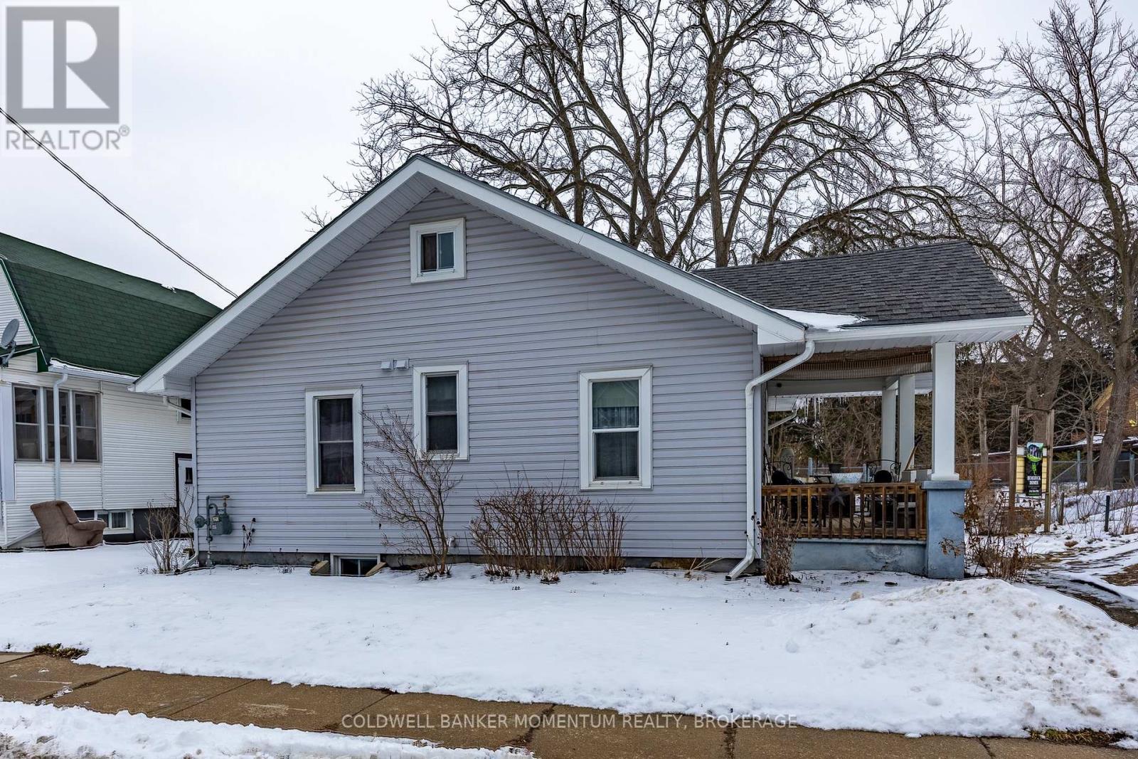 17 James Street, Norfolk, Ontario  N3Y 1E1 - Photo 3 - X12672284