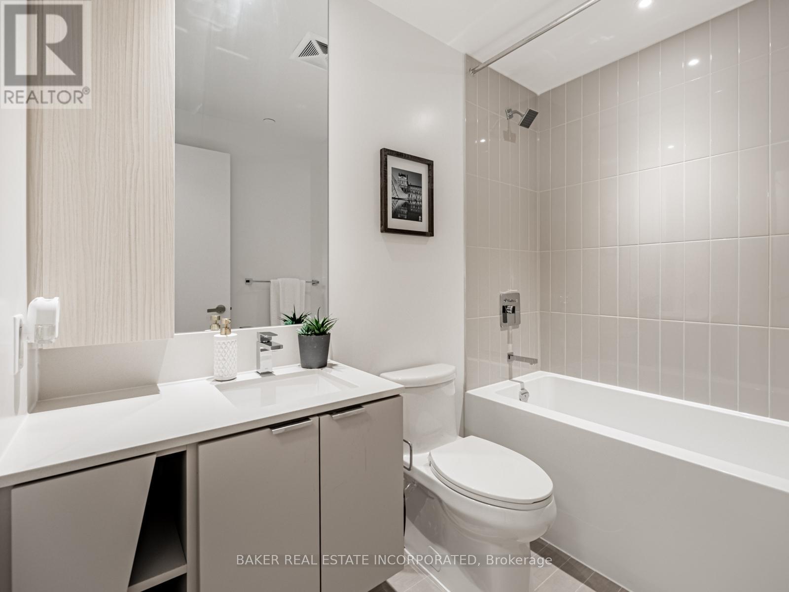 Th 12 - 407 Webb Drive, Mississauga, Ontario  L5B 0M4 - Photo 25 - W12671874