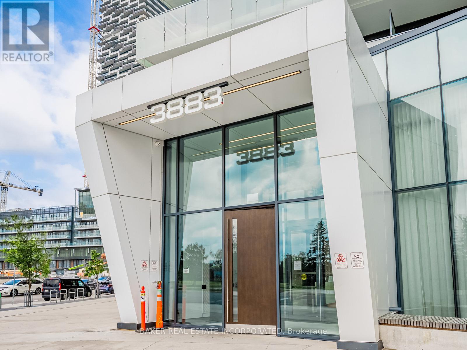 Th 12 - 407 Webb Drive, Mississauga, Ontario  L5B 0M4 - Photo 2 - W12671874