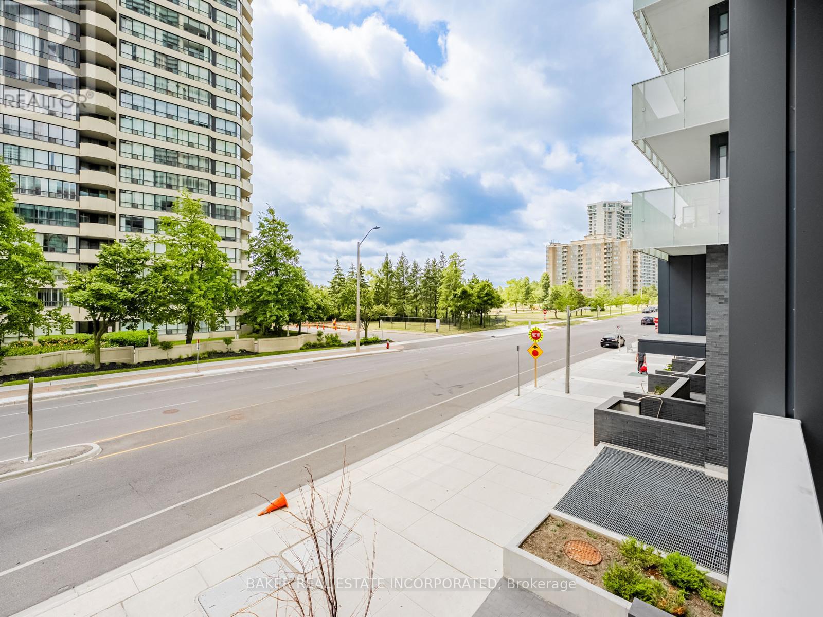 Th 12 - 407 Webb Drive, Mississauga, Ontario  L5B 0M4 - Photo 29 - W12671874