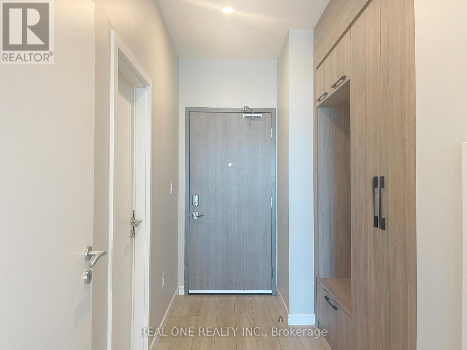 2102 - 20 George Street, Hamilton, Ontario  L8P 0C4 - Photo 3 - X12455841